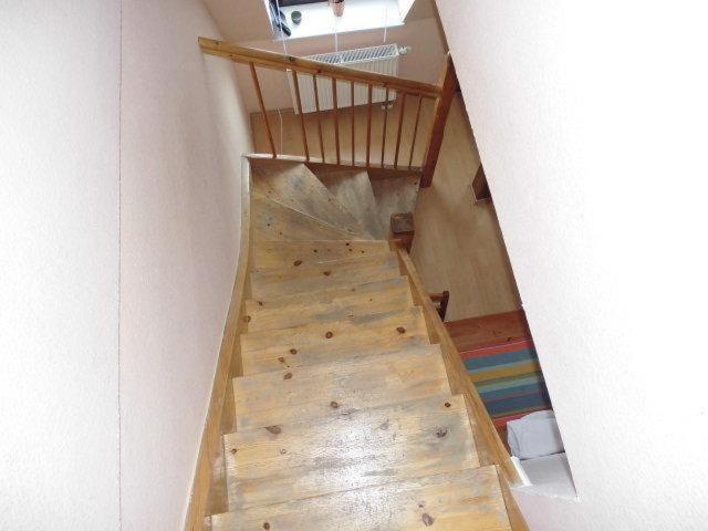 Sehr-schoene-4-raum-maisonette-fewo-mit-110qm-balkon-zentral-preiswert-t7 Apartment Dresden